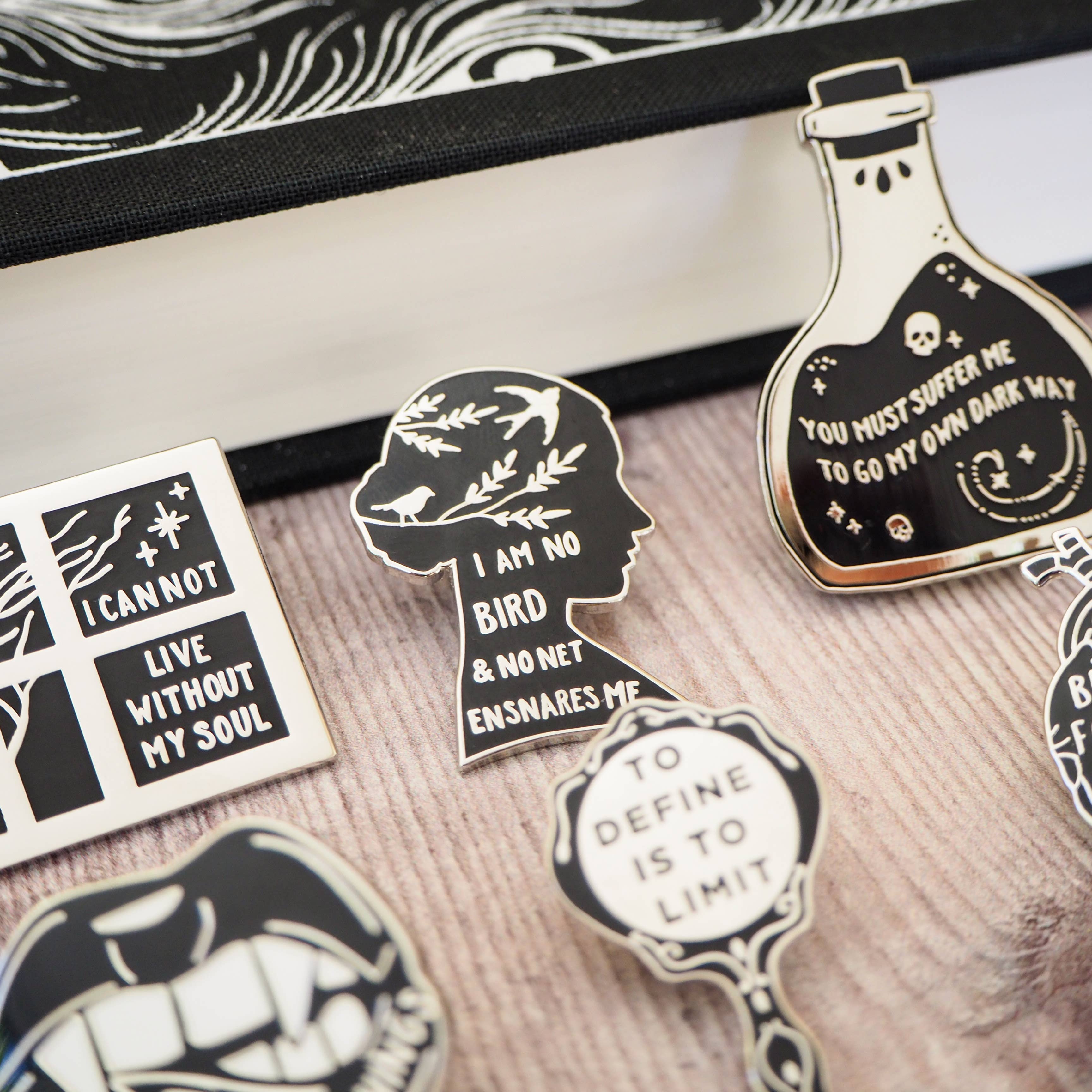 Jane Eyre Bronte - Enamel Pin