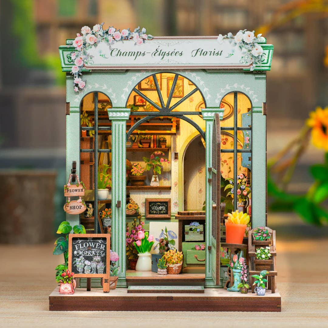 Champs-Élysées Florist Book Nook