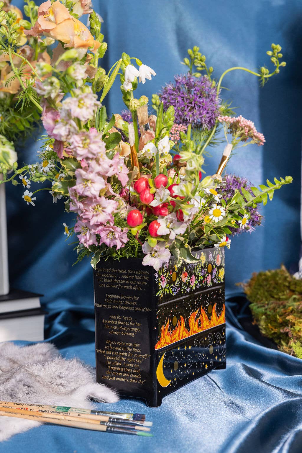 Vase - Dresser