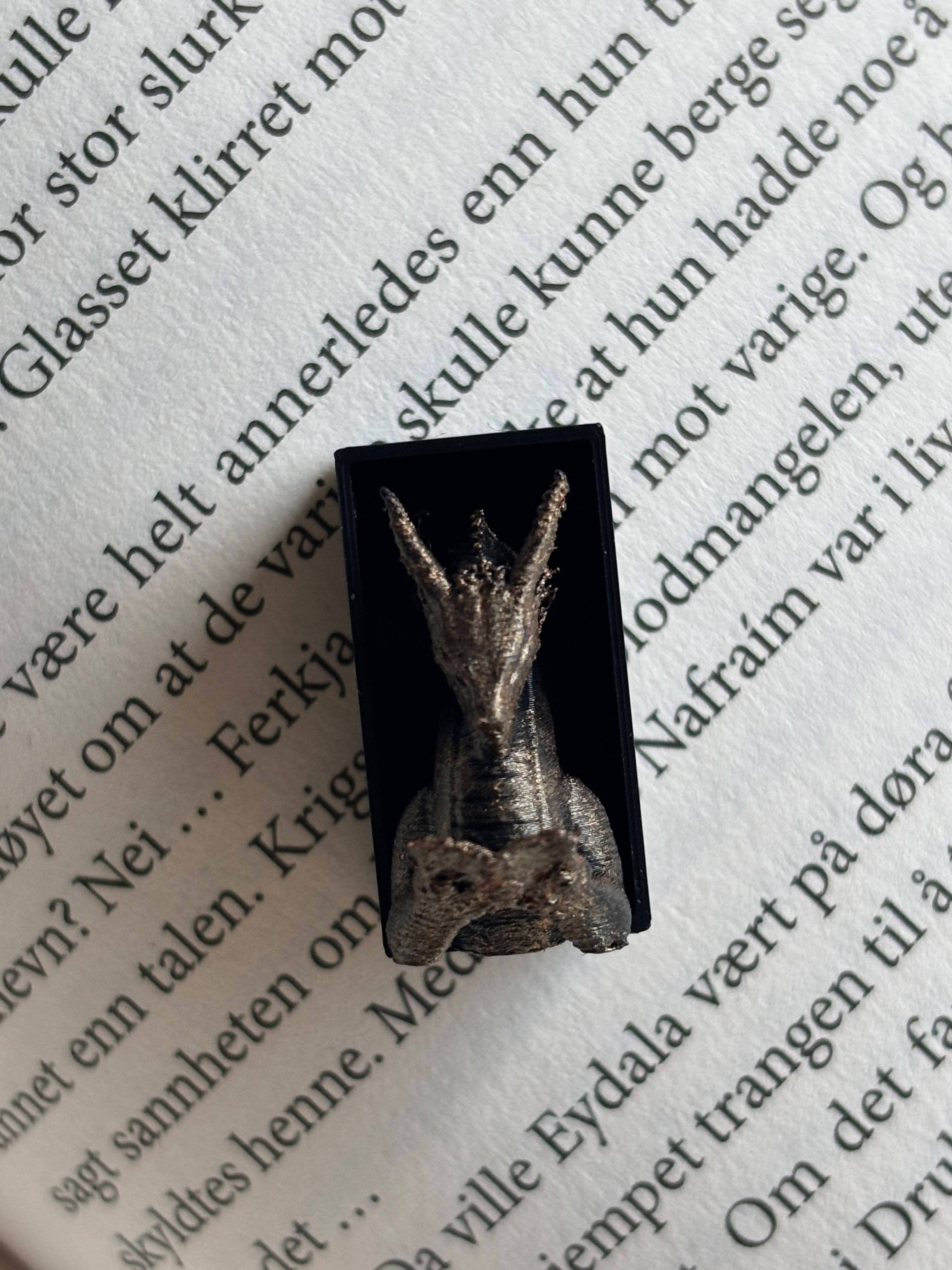 Reading Dragon Miniature Book Nook To Miniature Bookshelf