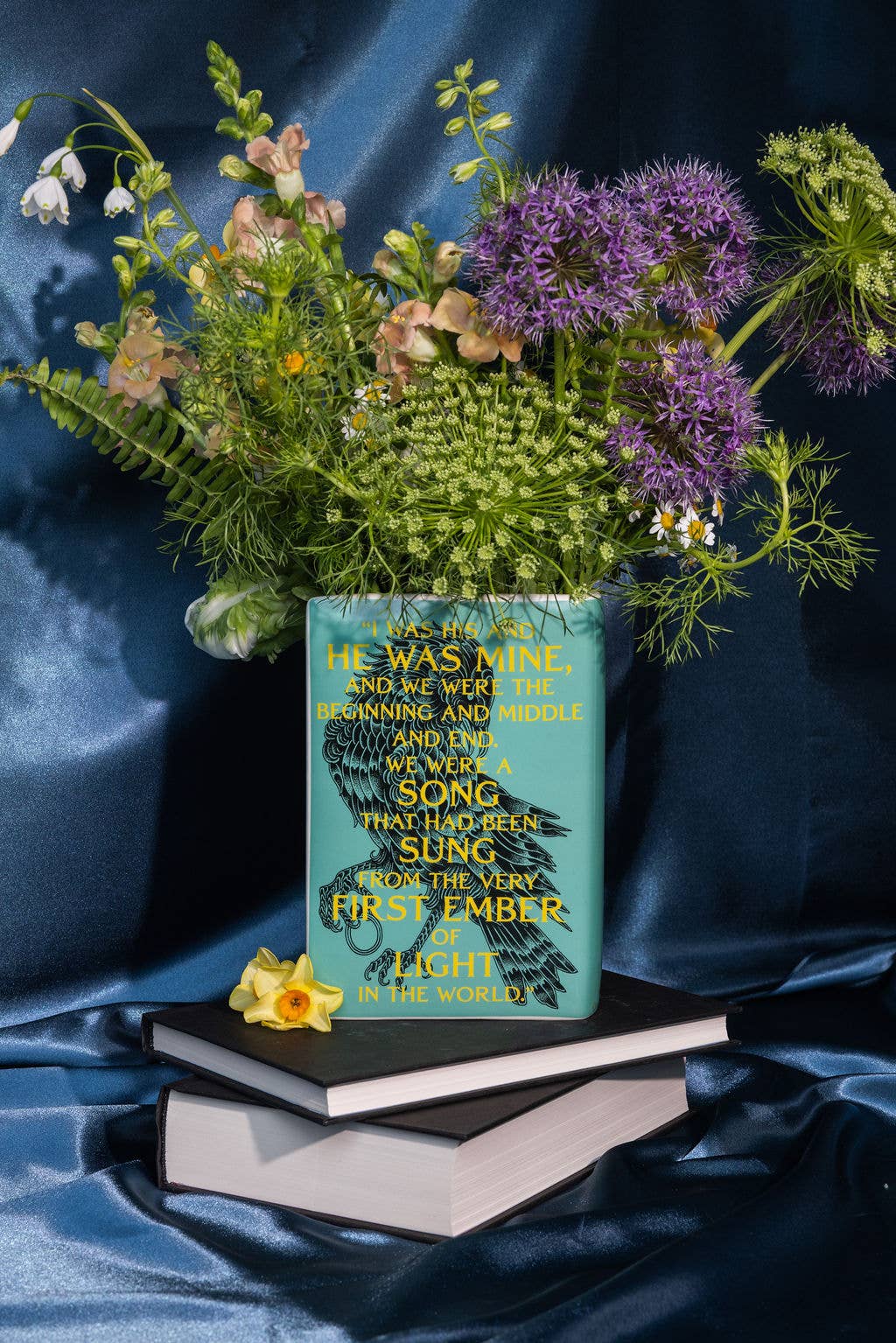 Large Book Vase, A Court of Mist and Fury