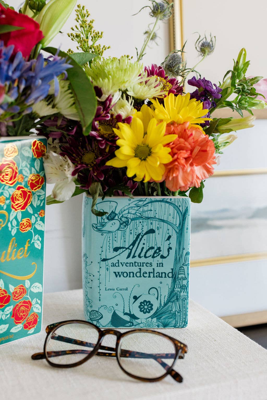 Small Book Vase, Alice in Wonderland - Blue (Case Pack)